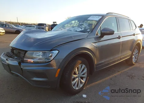 2019 Volkswagen Tiguan 2.0T Se/2.0T Sel/2.0T Sel R-Line/2.0T Sel R-Line Black из США, поврежденный, VIN 3VV2B7AX5KM076600